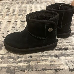 Toddler UGG black boot